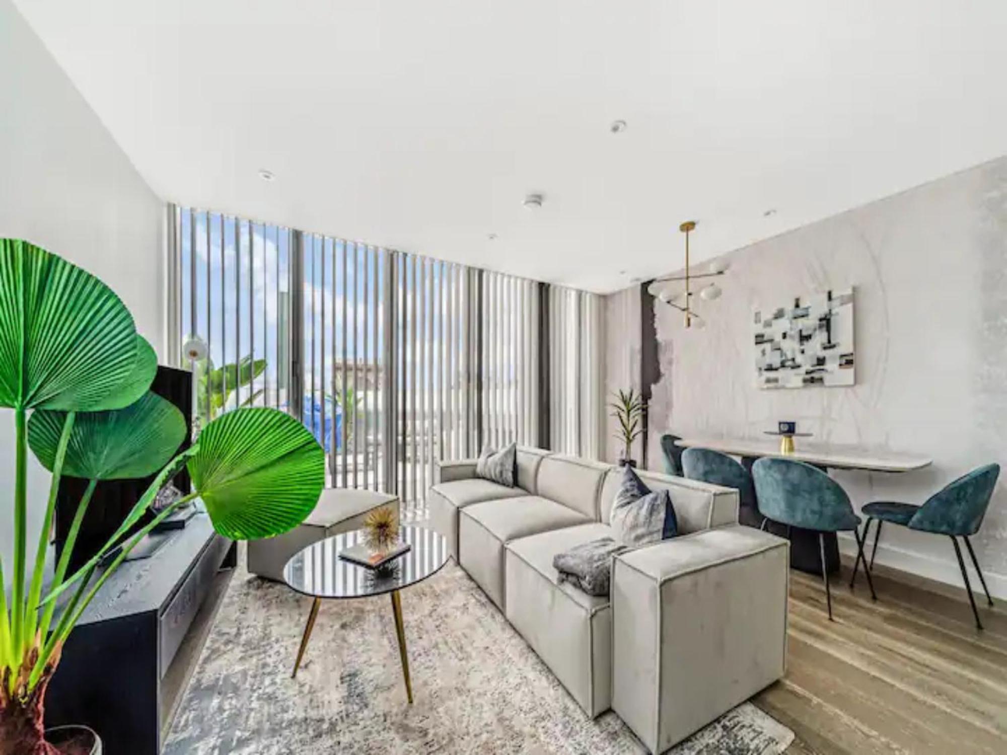 Apartmán Pass The Keys Penthouse Oasis In Trendy Fulham Londýn Exteriér fotografie